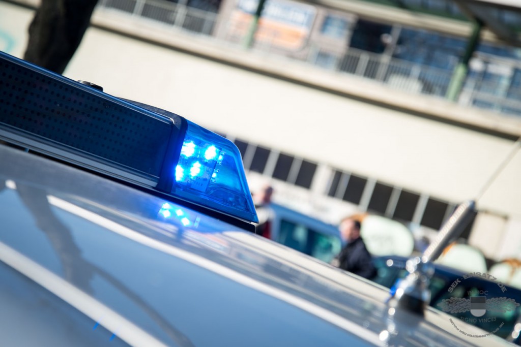 Maschinengewehr und Panzerfaust bei Durchsuchung aufgefunden