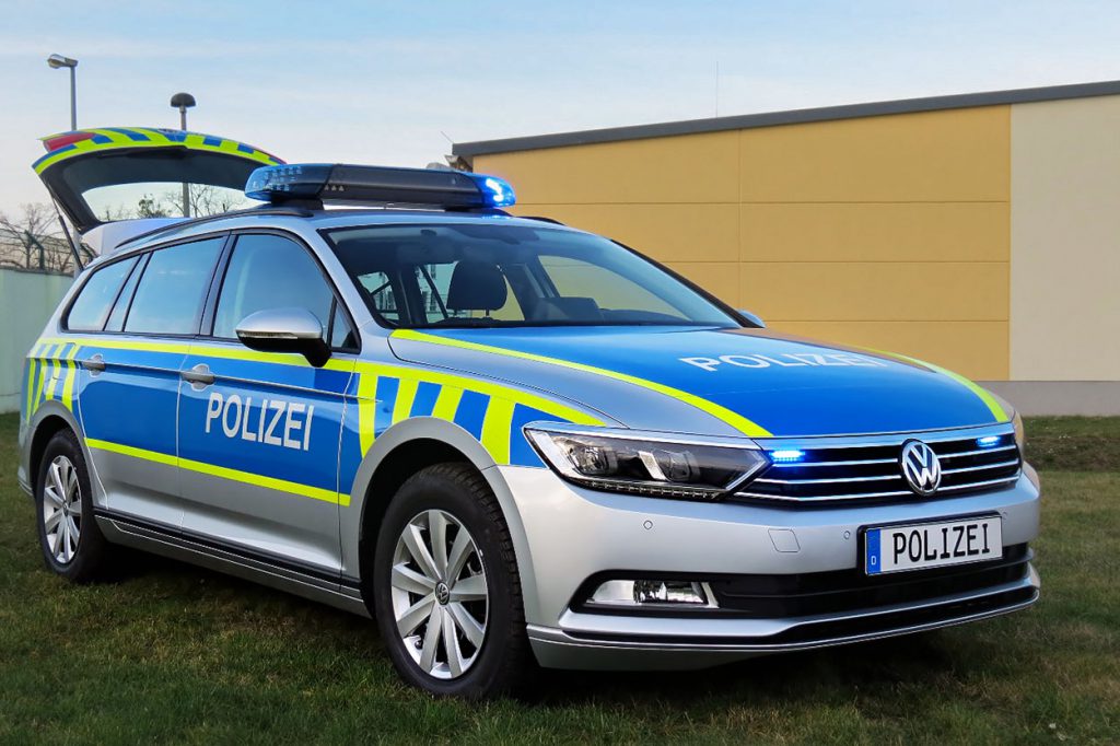 Übergabe: Neue Funkstreifenwagen für die Polizei Sachsen-Anhalt