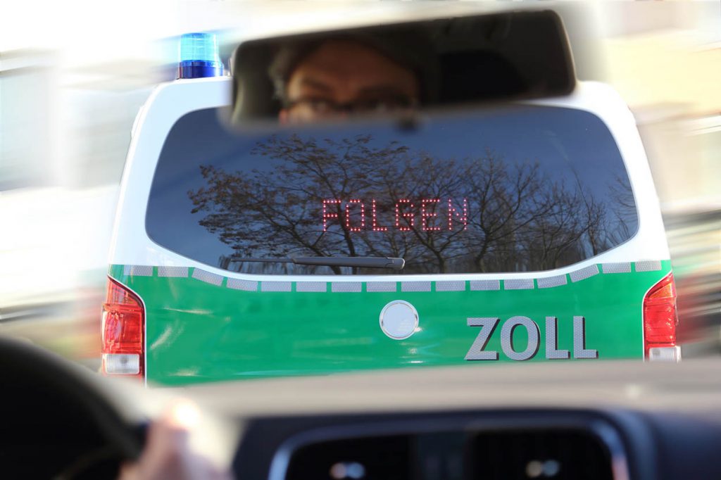 Tabakschmuggel in großem Umfang: 120 Tonnen Rauchtabak sichergestellt